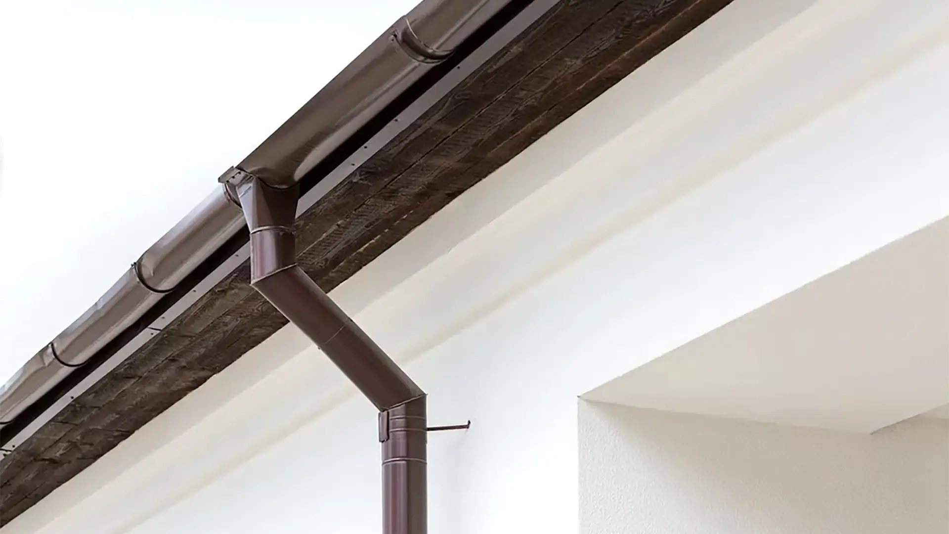 Seamless gutter installation in Connecticut by Ellis Builders